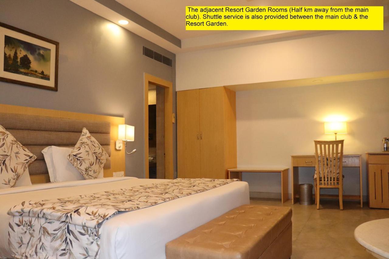 Best Western Resort Country Club Γκουργκάον Εξωτερικό φωτογραφία