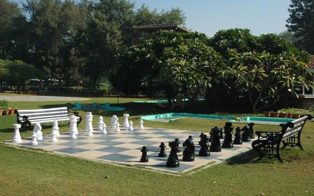 Best Western Resort Country Club Γκουργκάον Εξωτερικό φωτογραφία