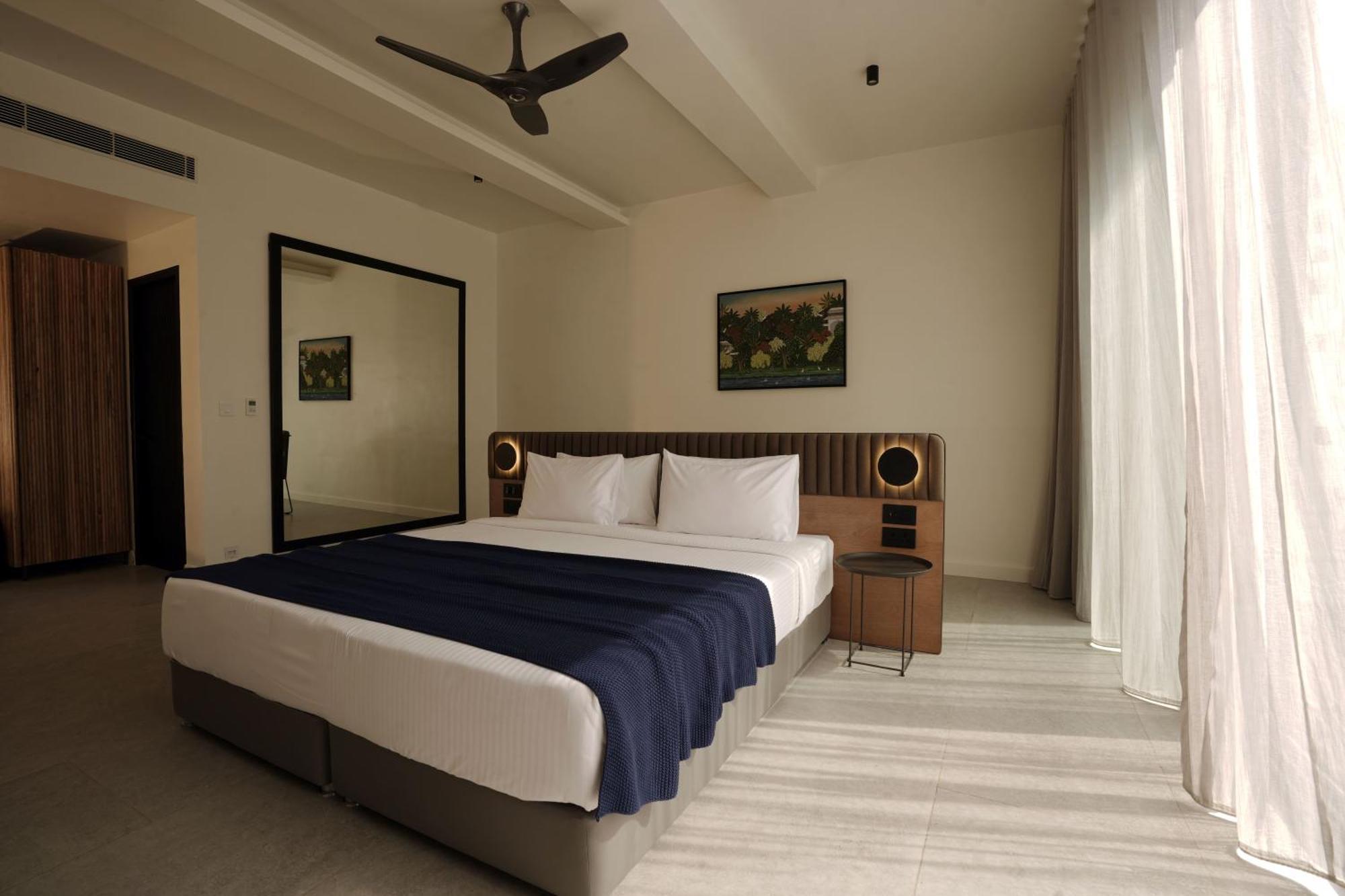 Best Western Resort Country Club Γκουργκάον Εξωτερικό φωτογραφία